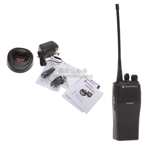 摩托羅拉 GP3688專業(yè)對(duì)講機(jī) 具備免提功能